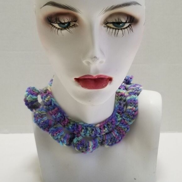 Handmade Crochet Peter Pan Collar Necklace Multicolor Pastel Statement Accessory - Picture 3 of 8